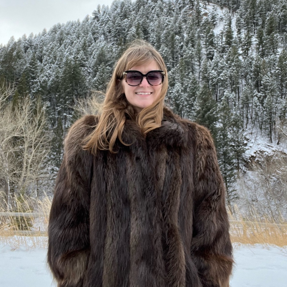 Meet your Posher, Meagan